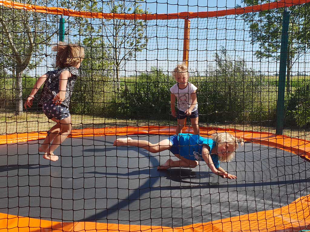 trampoline_jump